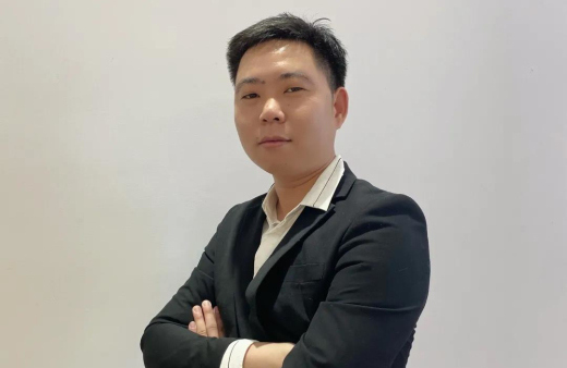 “世”在人為 | 世友地板云南蒙自經(jīng)銷商蔡庭凱：永遠不認(rèn)輸，做決定就要沖著好的結(jié)果去